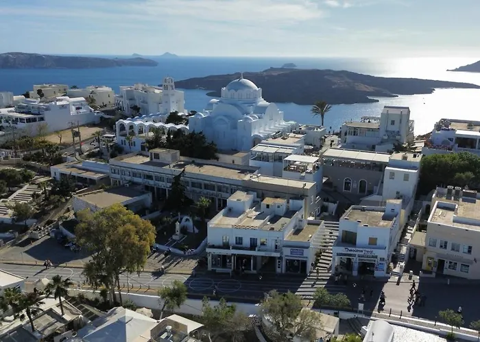 Villa Roussa City Center Fira 